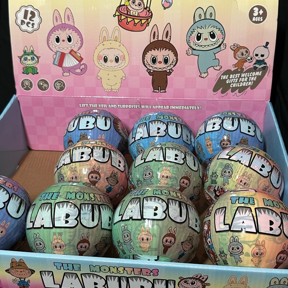 Surprise labubu Balls - Multicolor
